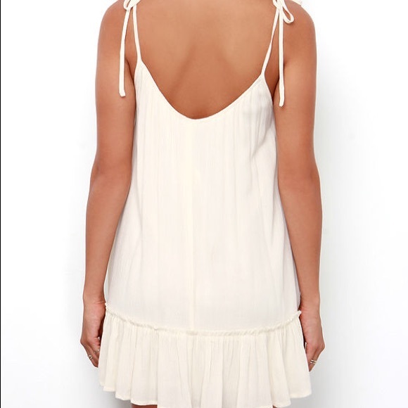 Boho style Embroidered Dress (NWT) - Picture 4 of 7